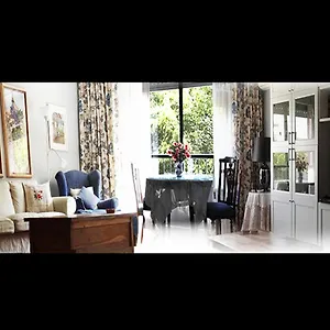 Triana & Free Parking Apartment